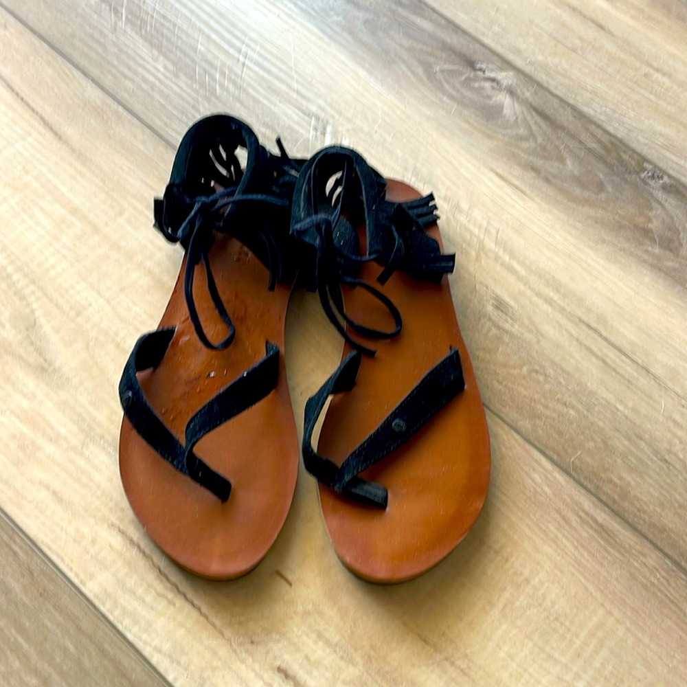 Volcom  suede fringe ankle sandal size 7 1/2